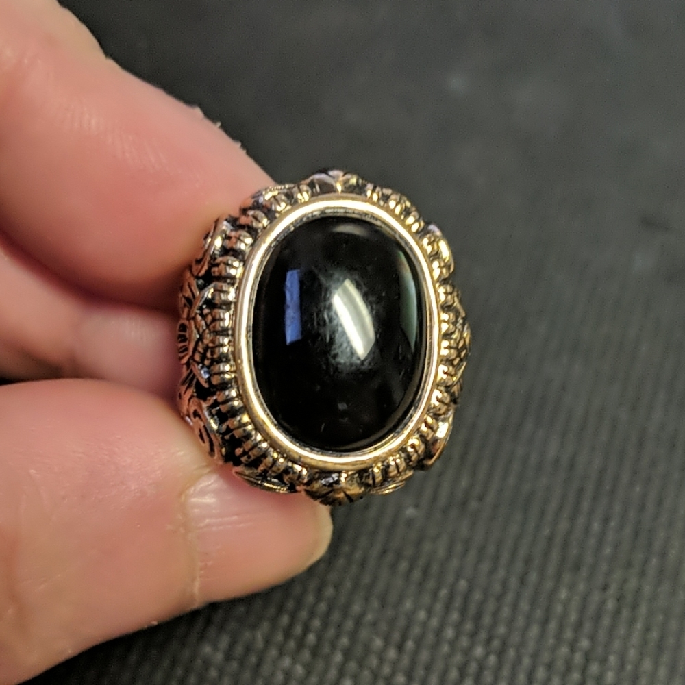 Women's ring